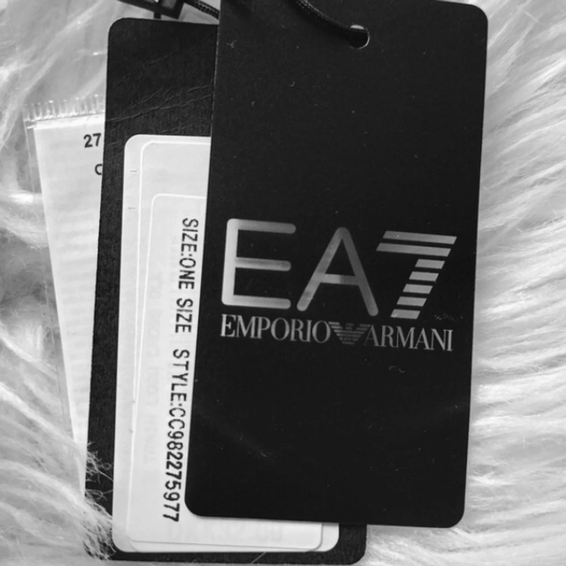 Helt ny emporio armani väska - 91