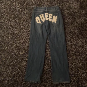 Baggy jeans - Jätte coola baggy jeans, byxorna har inga skador.