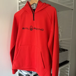 Sail racing - Sailracing tröja skön l men som en m okså 350kr eller bud 