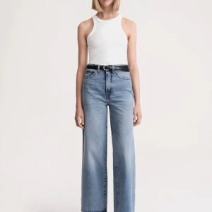 Toteme jeans- flair - Sparsamt använda. Storlek 27/32