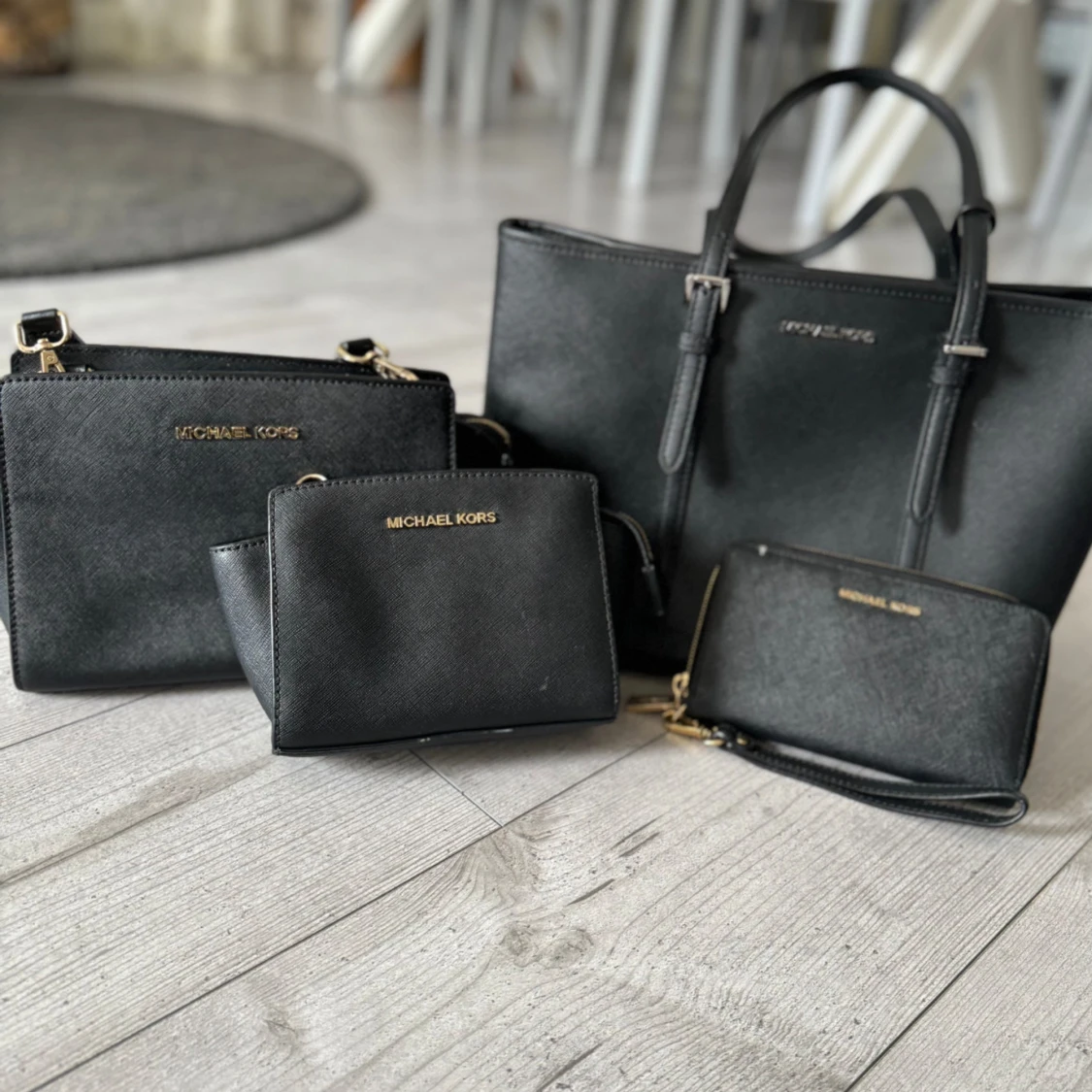 Michael kors 700kr/styck