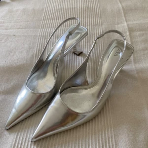 Klackar - Klackar från zara som knappt är använda