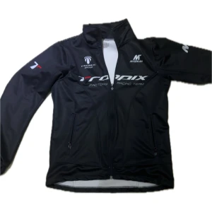 Black racing jacket - Unixes racing jacket Fits size S to L, i am 172cm and 61kg and its above belly button and comfy (not tight)