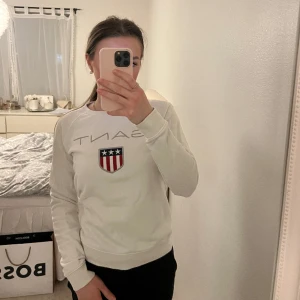 Gant tröja  - Sweatshirt från gant strl xs  Dam men passar som en unisex