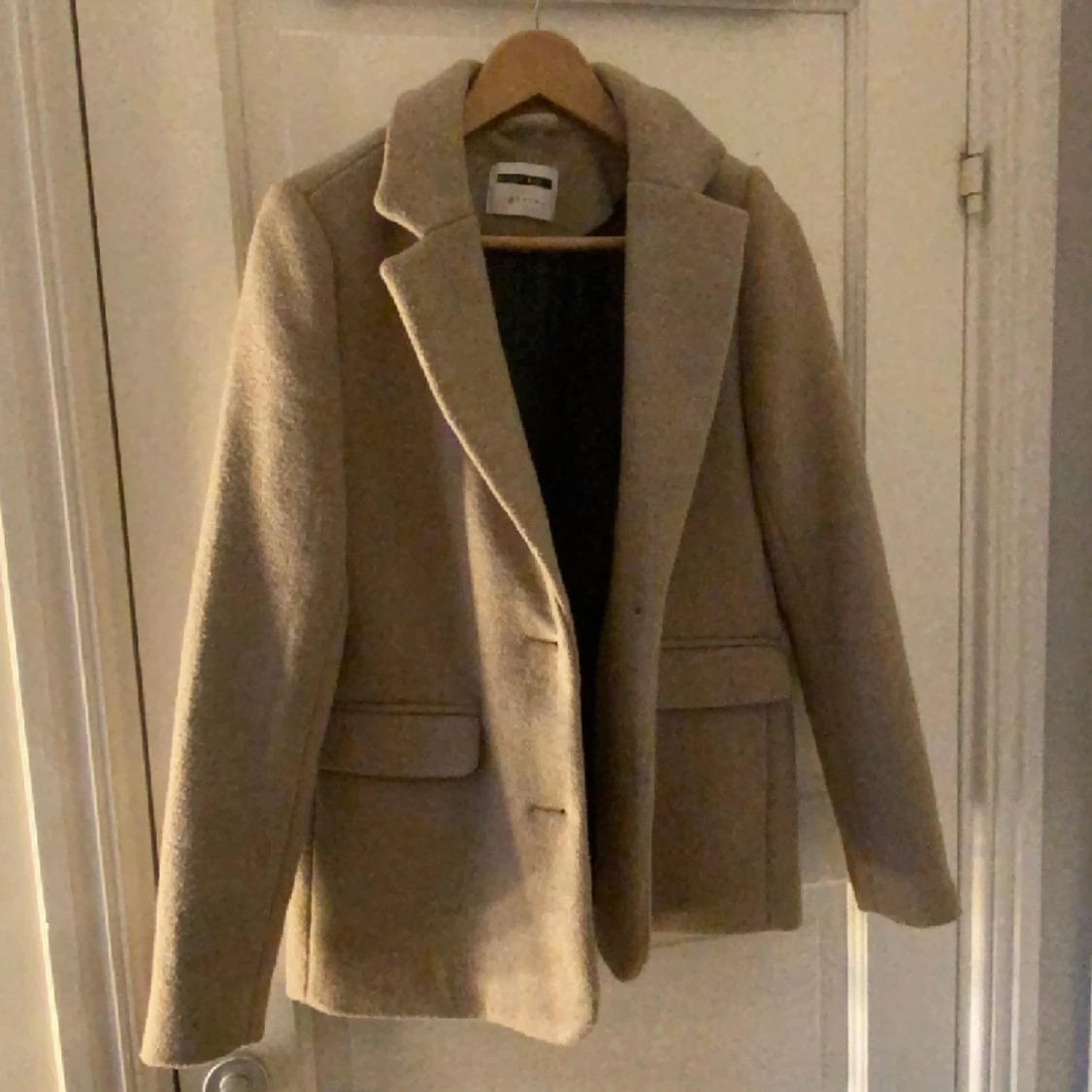 Snygg beige vår/höst kappa 