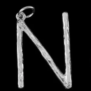 Maria Nilsdotter halsband  -  Intresse koll !! Maria Nilsdotter utan kedja. Pris kan diskuteras!!😊😊