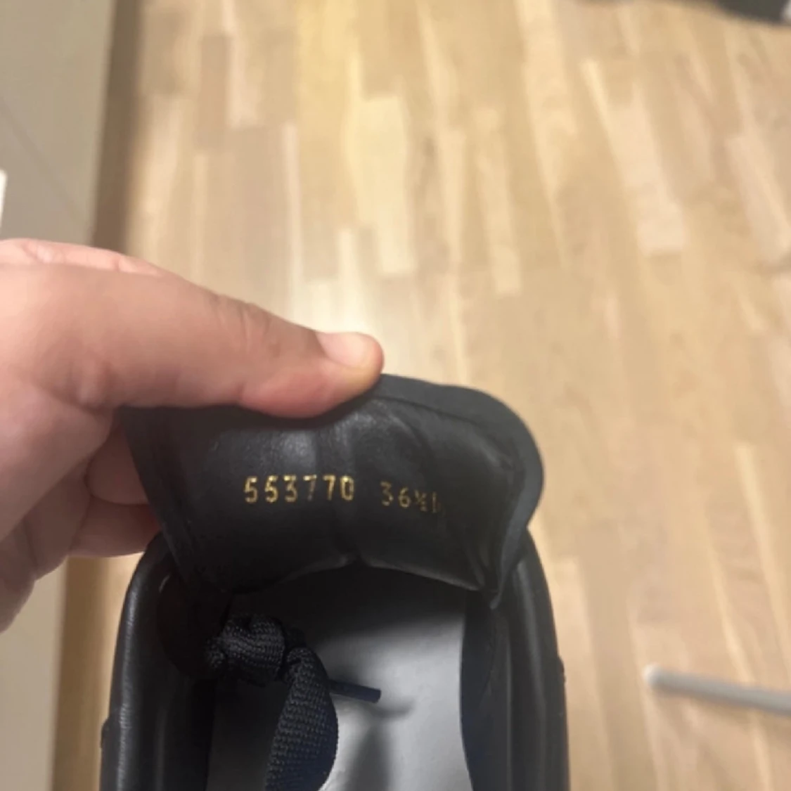 Alexander McQueen  - 91