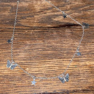 Halsband - Har används mycket, dock finns inga tecken på defekter. 