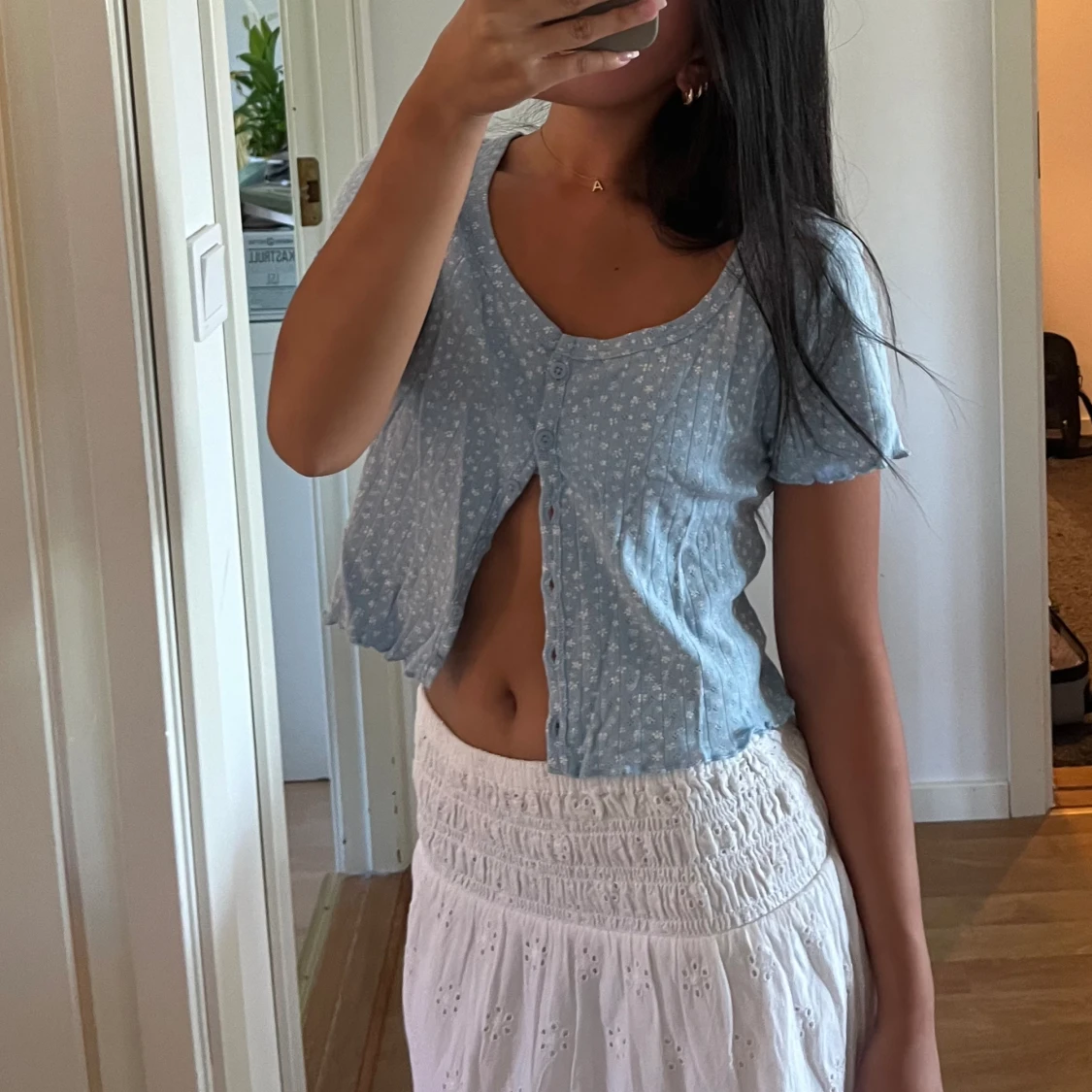 Blåvit blommig topp 