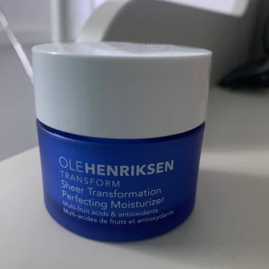 Ole Henriksen moisturizer 30 ml - Sheer transformation Perfecting moisturizer  30 ml