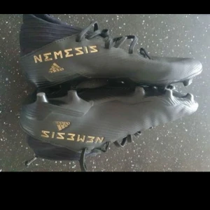 Adidas nemesis - Storlek 40