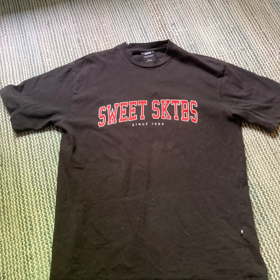 Sweet sktbs t-shirt