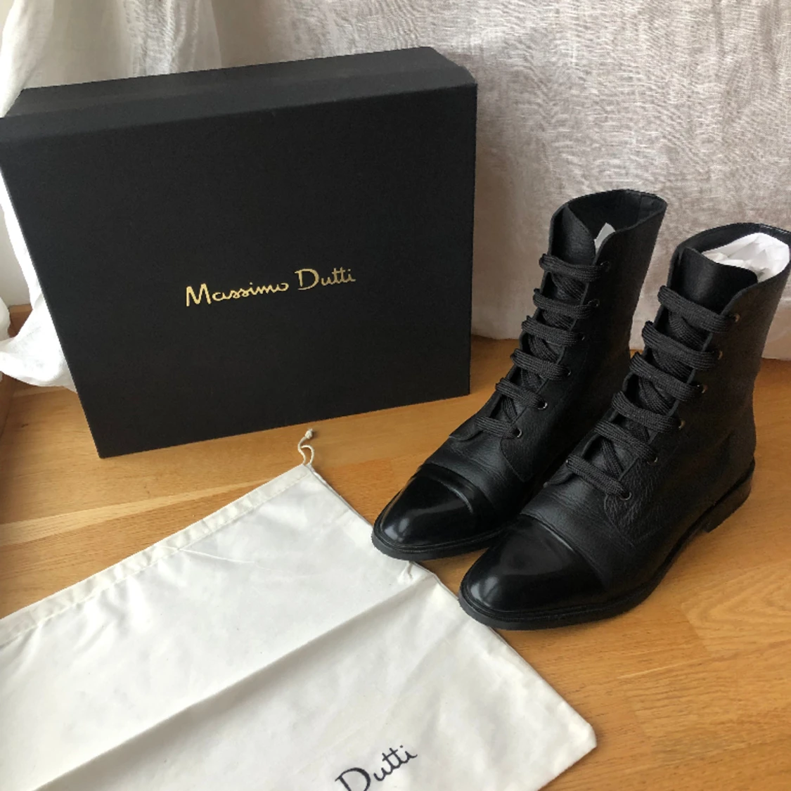 Massimo Dutti leather boots - 90