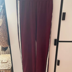 Byxor - Mjukisbyxmaterial, normal i storlek, använd 2-3 gånger