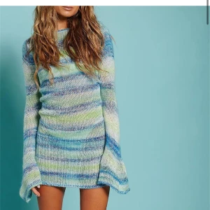 Stickad klänning - Söt stickad klänning från bikbok liknanade som den på den första bilen (lånad)❤️ Jätte söt med passar tyvärr inte mig😊