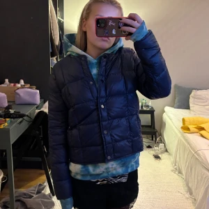 Quiltad dunjacka - Quiltad/ rutig dunjacka perfekt till våren