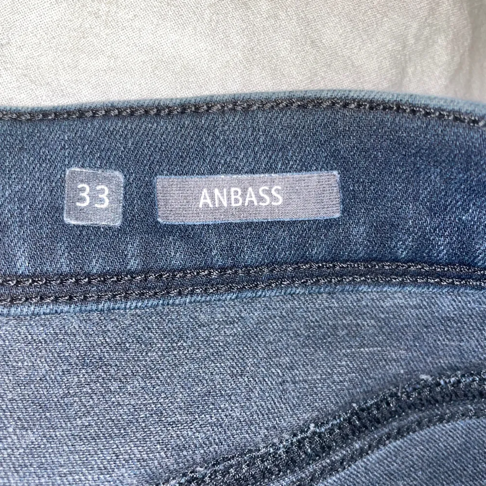 Replay jeans i modellen ”Anbass”. Toppskick, inga defekter! Skriv för frågor eller funderingar.. Jeans & Byxor.
