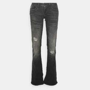 As snygga gråa Ltb jeans. Strl 29x36 sitter som strl 38. Använda ca 3 gånger o säljer pga använder inte längre. Köpta för 829kr. Säljer för 400kr + frakt. 