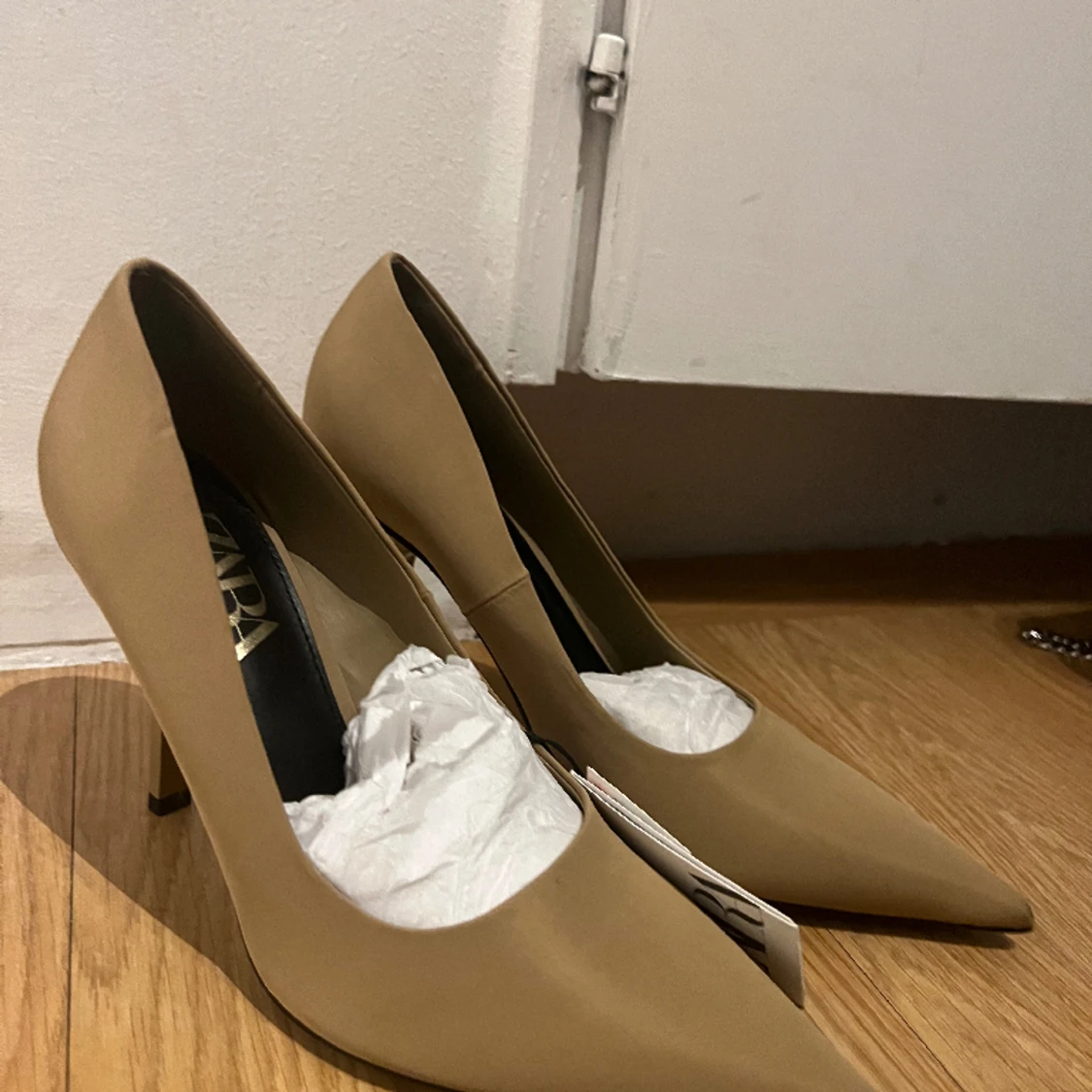 Zara klackskor oanvända - 90