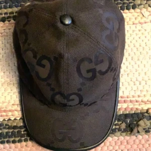 Gucci keps - Äkta Gucci keps för endast 1250kr priset kan diskuteras 