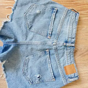 Jeansshorts från vero moda i strl xs och nyskick