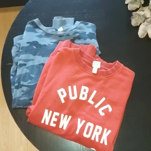 Sweater bundle - Unisex kläder i medium till large Änvänd skick Säljes tillsammans TRYCK EJ PÅ KÖP NU