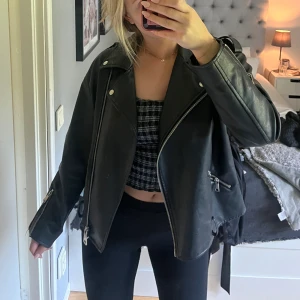 Skinnjacka - Perfekt oversized skinnjacka!