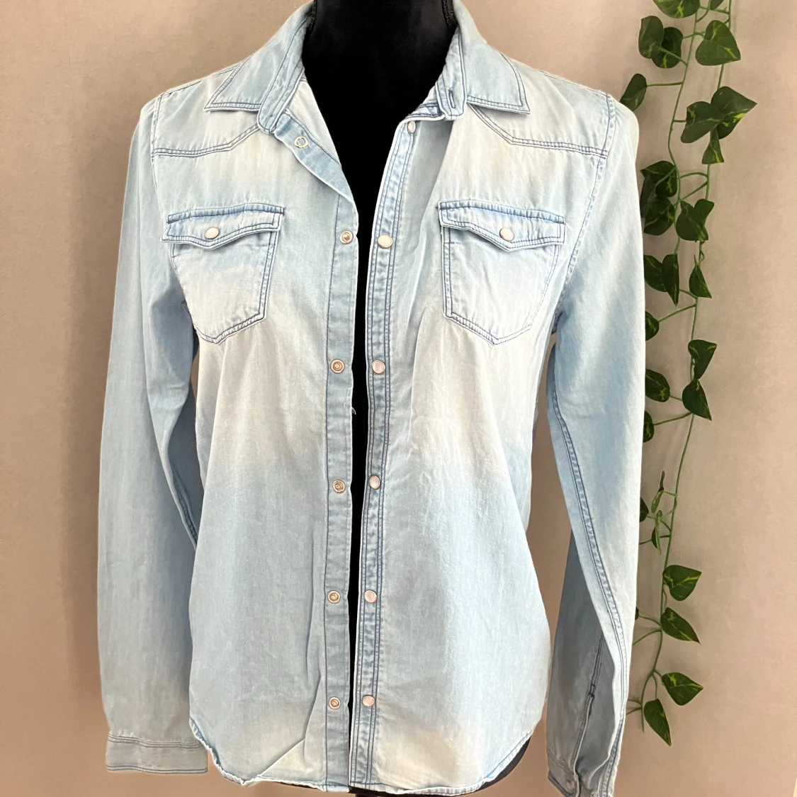 Helt ny tunnare jeansskjorta - 91
