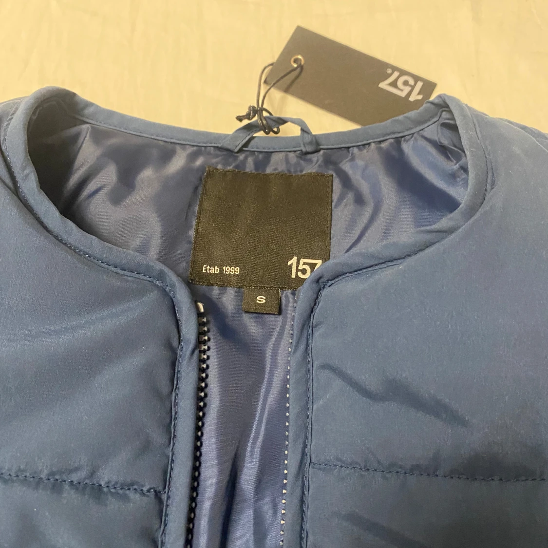 Marinblå jacka - 93