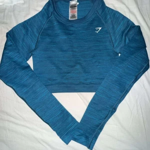 Gymshark  tröja  - Använd fåtal gånger💙