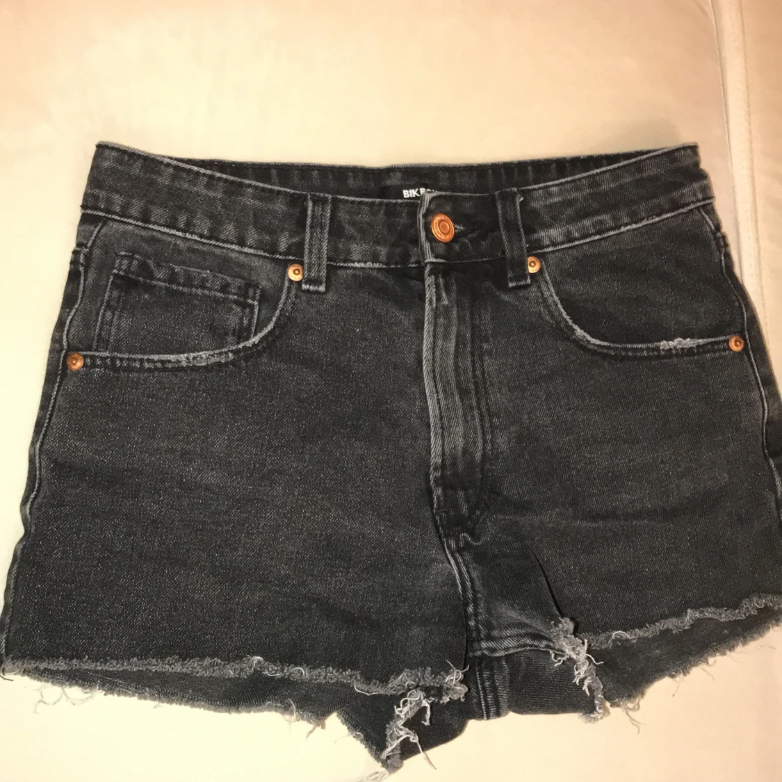 Svarta shorts - 90
