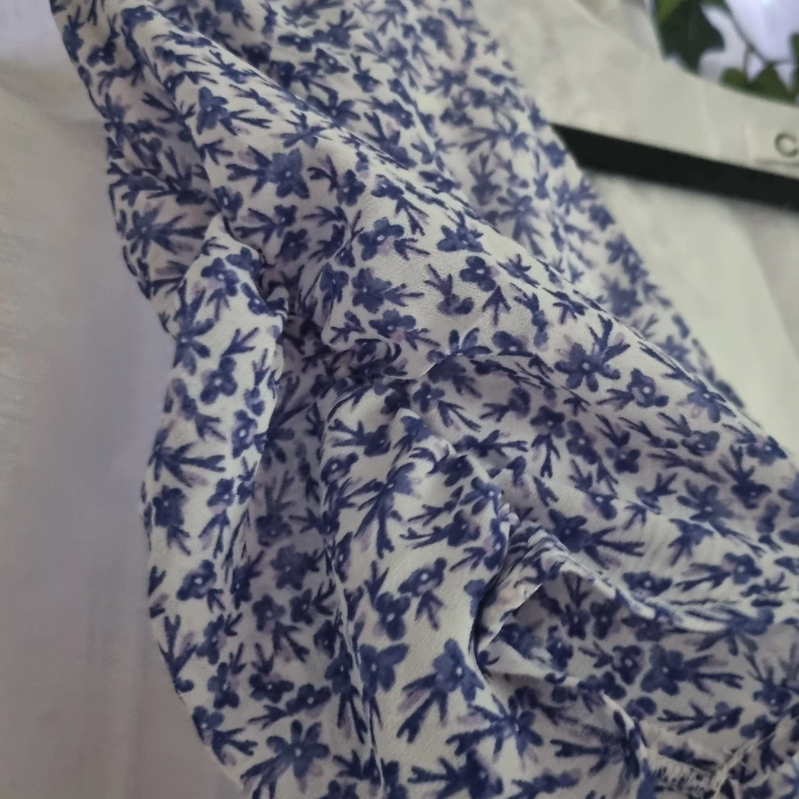 Blommig klänning  - 92