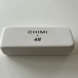 Chimi X HM - Chimi X HM solglasögon Modell: 04 Skick: 10/10 Pris: 550kr