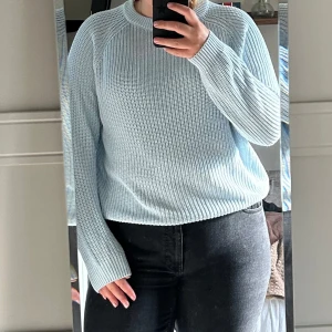 Stickad tröja  - Två fina stickade tröjor, 