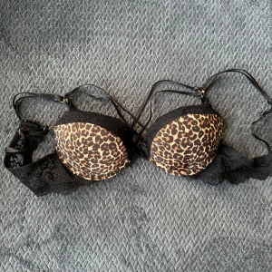 Leopard bh - Fin leopard bh, använd typ en gång. 