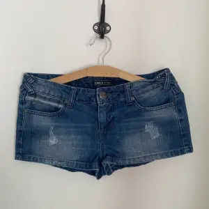 Supersnygga only shorts, köpta på vinted men förstora. Bra skick, inga defekter. 💞