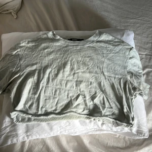 Kropptopp - Kropptopp från bikbok. Är mer bäbis blå än vad som kommer fram på bilden. 