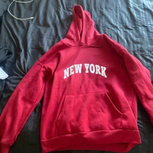 Hoodie - Hoodie knappt använd