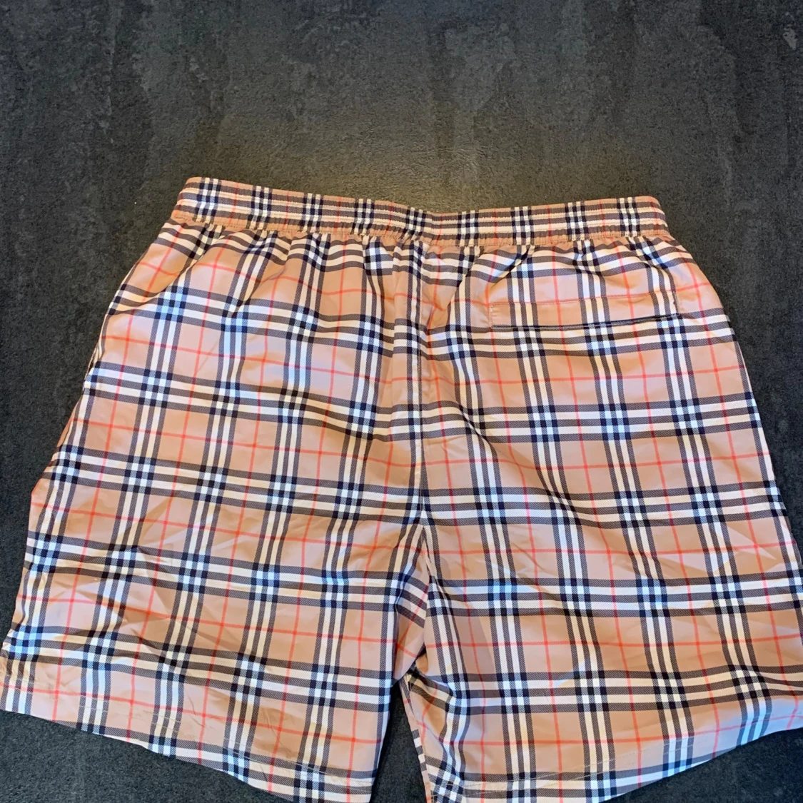 Badshorts rutiga - 90