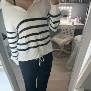 Fin tjocktröja från lindex - Väldigt fin tröja i bra skick, andvänd max 4 gånger. ❤️ Pris kan diskuteras !