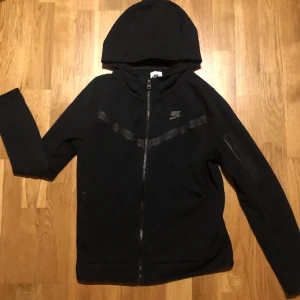 Nike tech fleec - Bra skick, stl 147/158