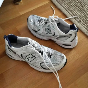 New Balance 530 - Strlk 40  Som nya