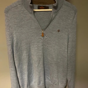Morris Half-zip - Skit snygg Half-zip från Morris.  Inga defekter, därav Skick 9/10  Nypris 1799kr