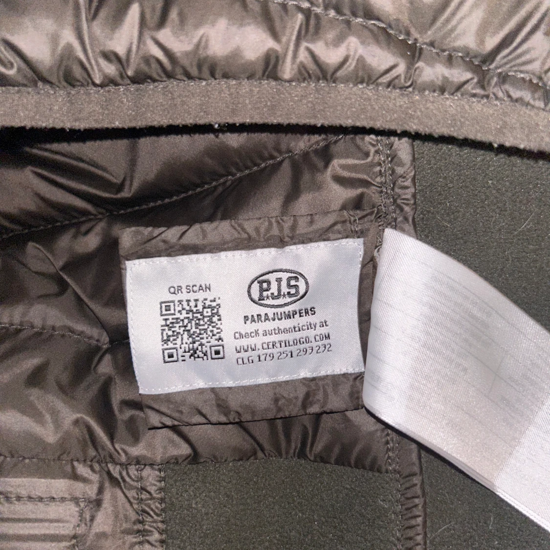 Parajumper Cardigan - 91