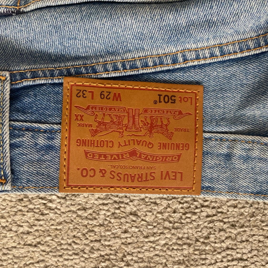LEVIS JEANS  - 90