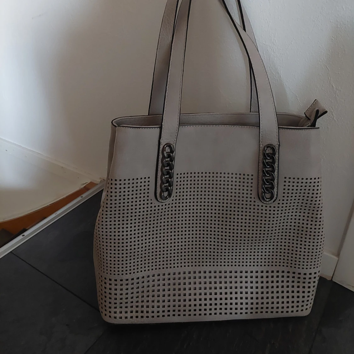 Fin väska, använd 1 gång bara - 90