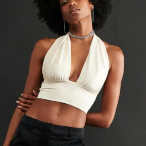 topp - Super snygg topp från gina tricot i str xs som inte säljs längre, använd fåtal gånger<33