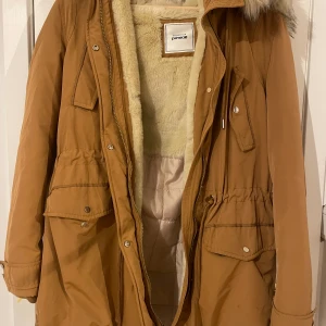 Pimkie vinter jacka  - Helt ny aldrig andvänt perfekt för vintern eller början av våren.