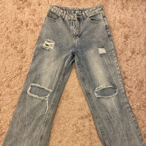 Högmidjade jeans - Ett par fina högmidjade jeans i bra kvalite