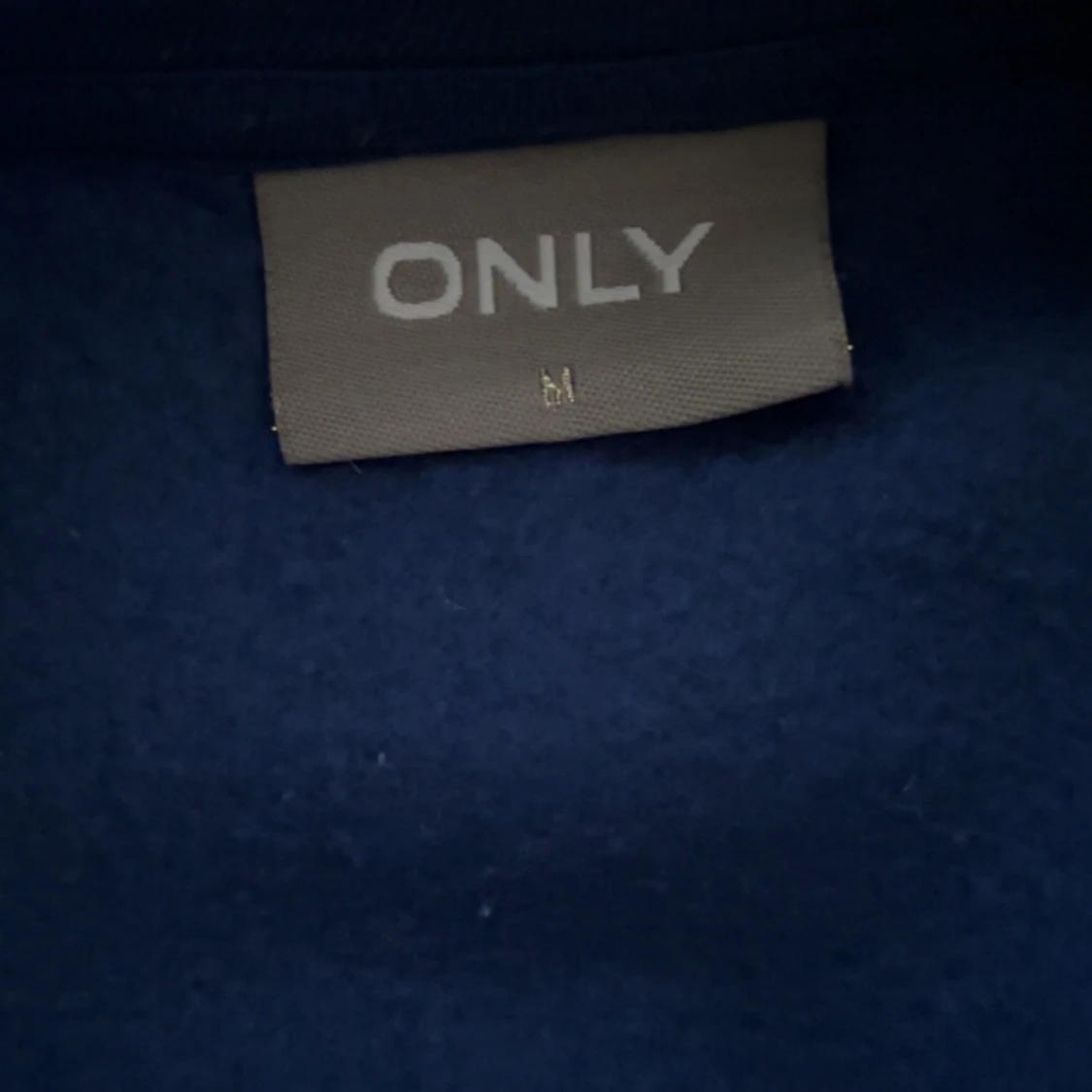 Mörkblå collage tröja - 91